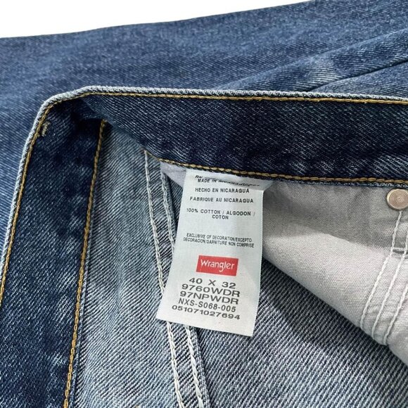 Wrangler Jeans Men’s Size 40x32 Regular Fit Western Style Denim Rancher Cowboy - Picture 6 of 9